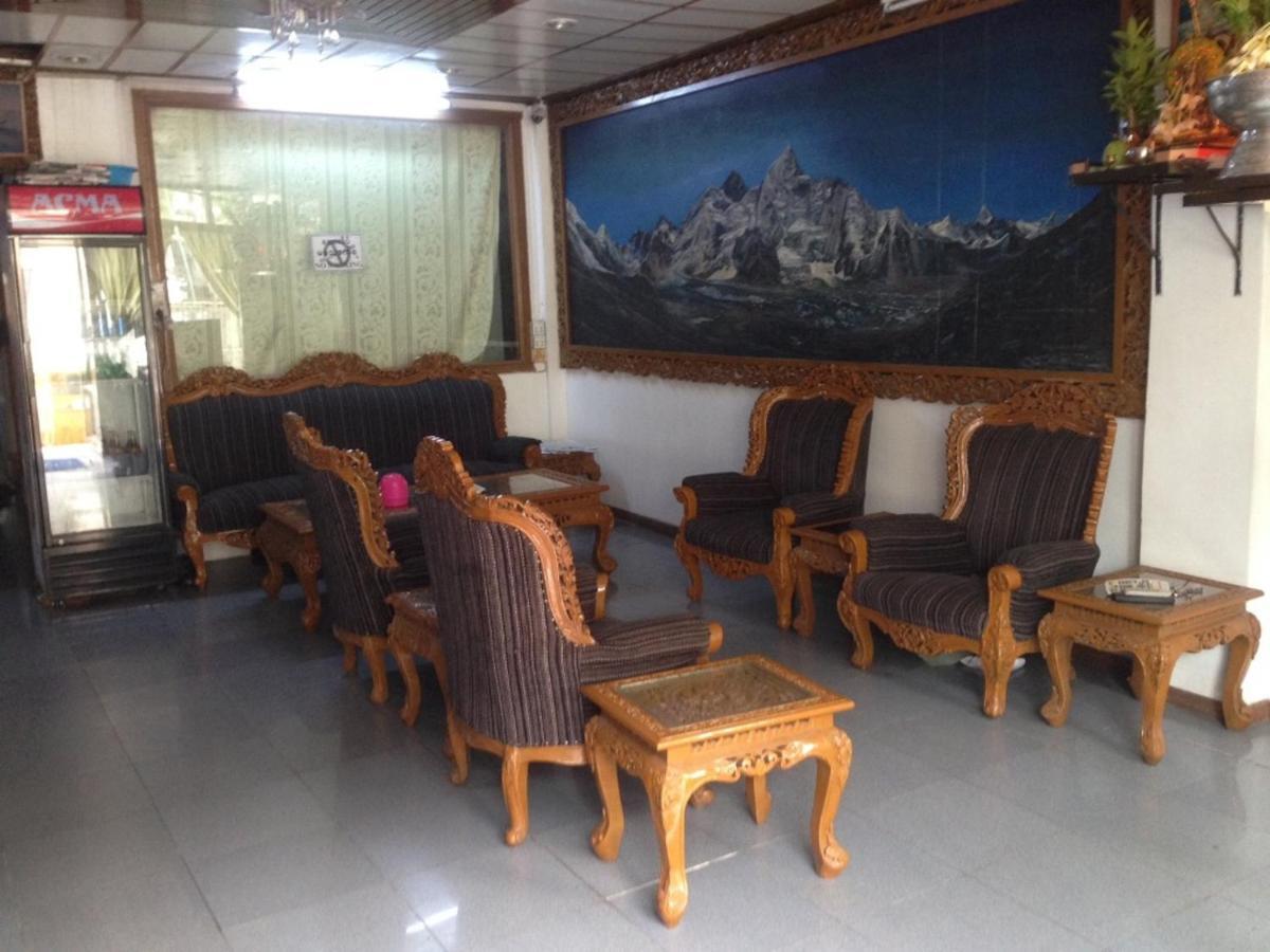 Everest Hotel Yangon Exterior foto